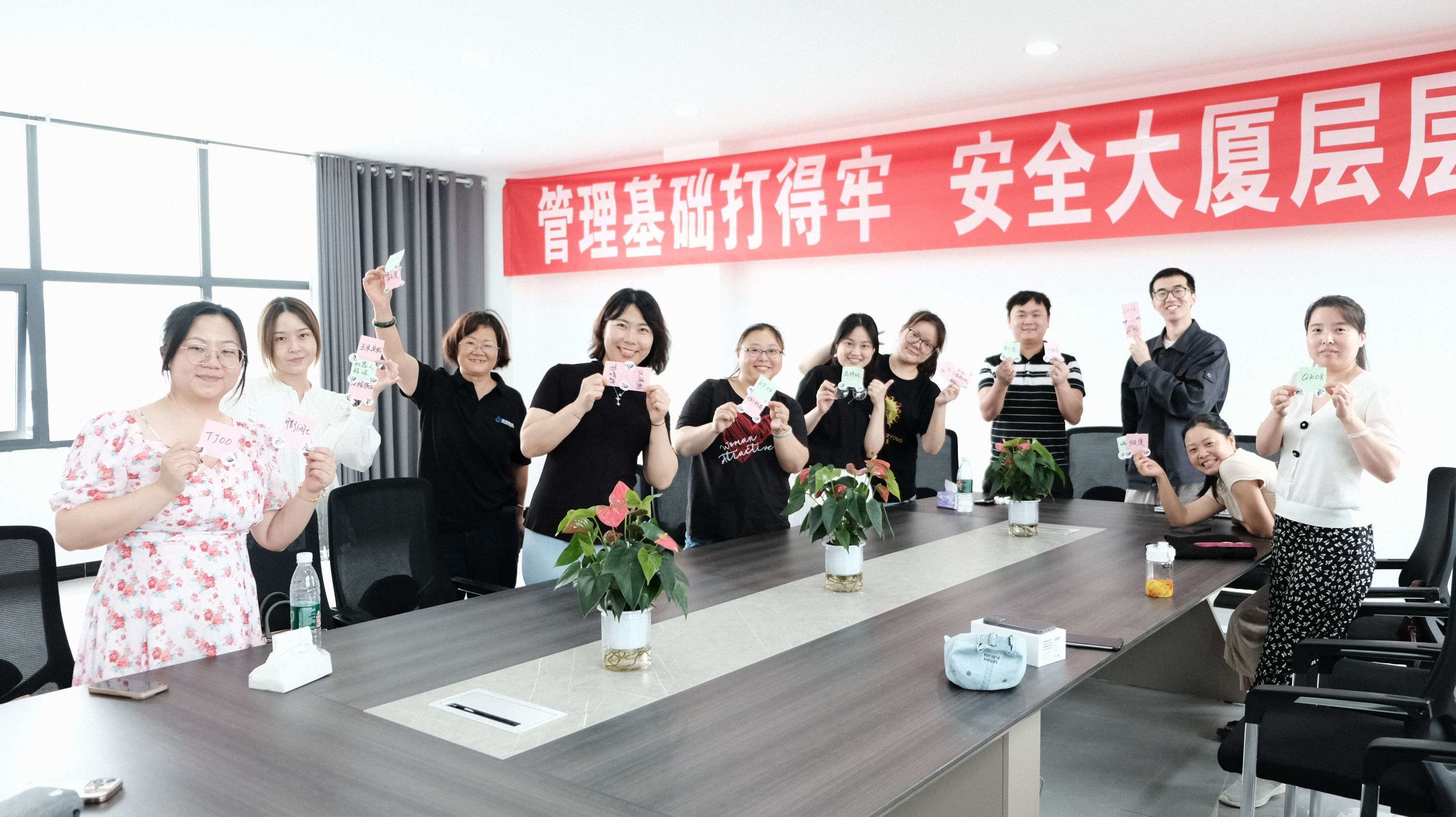 W66利来官网集团成都公司丨背上行囊，去一线淬炼青春景芒